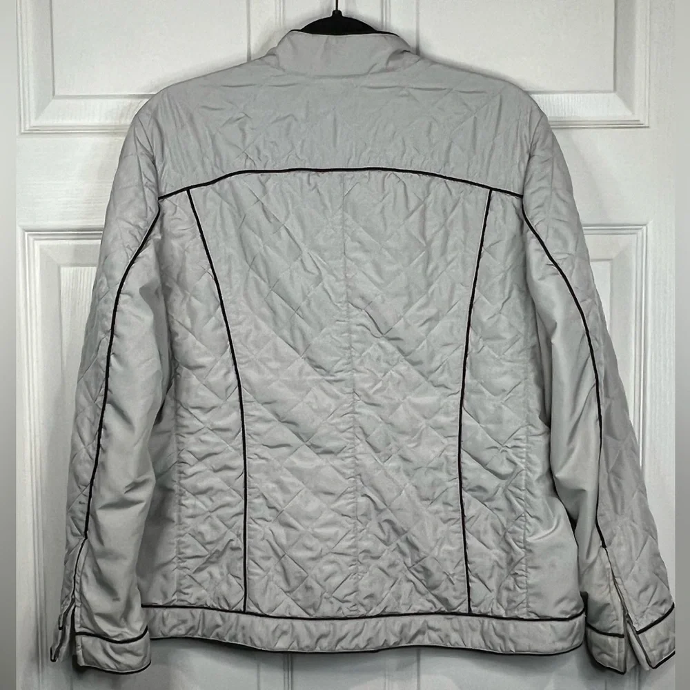 Chico’s Women’s Quilted Gray Jacket - Size 2 (Large - 12)